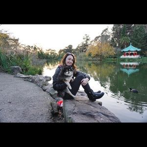 Meet your Posher, Vanessa